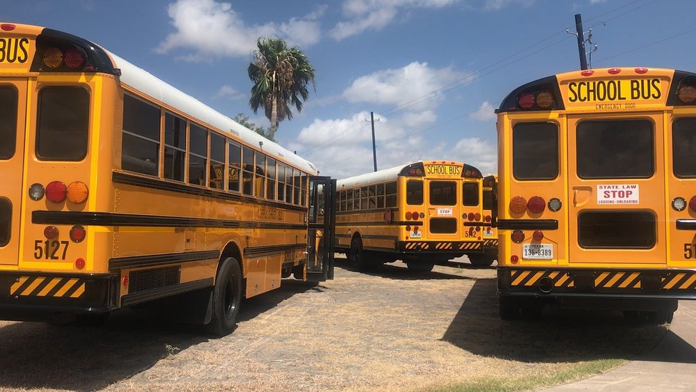 SCHOOL DISTRICTS HAVING DIFFICULTY GETTING BUS DRIVERS CERTIFIED - 